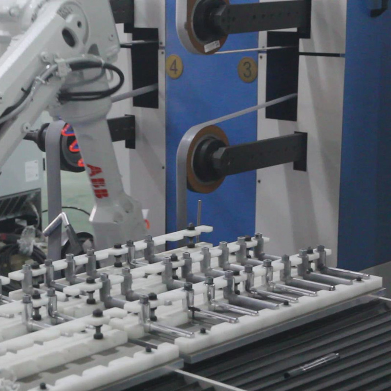 Máy xử lý hiệu quả cao Công nghiệp vận hành CNC Sáu trục Robotic Arm Máy robot đánh bóng tự động